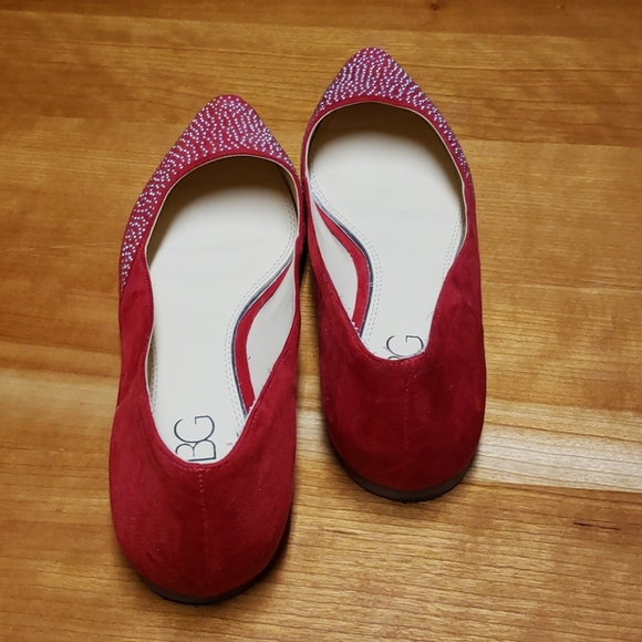 BCBG Embellished Pointy Toe Glitter Flat - Picture 4 of 4